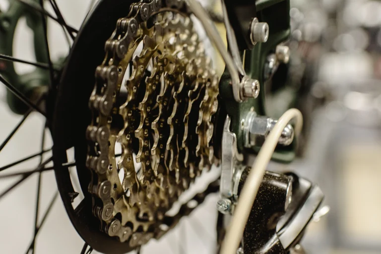 Comment Remplacer une Chaîne de Vélo Usée ?